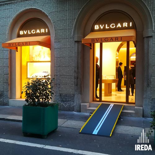 Accessibilita Disabili Locali Pubblici 02