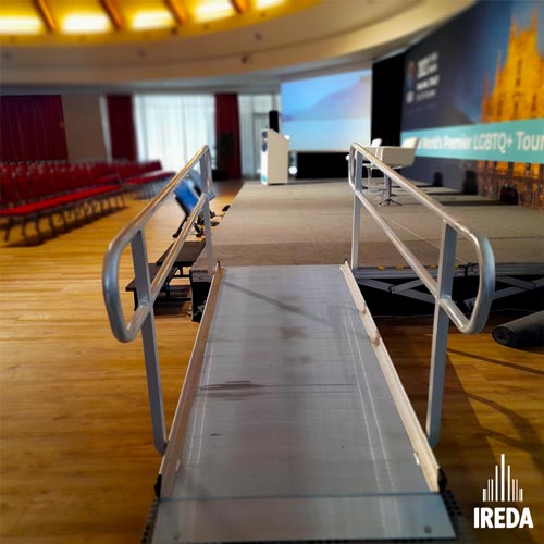 Pedana In Alluminio Removibile Installata Unahotel