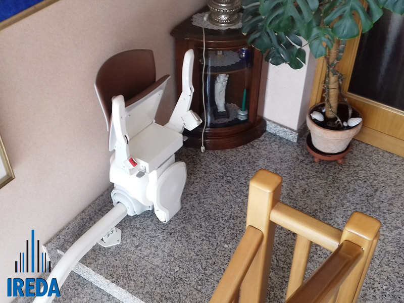 Montascale Disabili Condominio Esempi Di Applicazione Glide Curvilineo 04