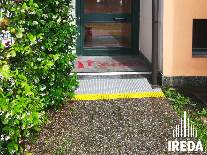 Rampa Di Accesso Componibile Per Pavimentazione Sconnessa 04