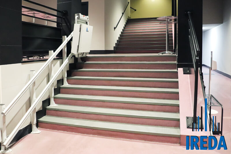 Montascale Per Disabili Milano Ingombro 01