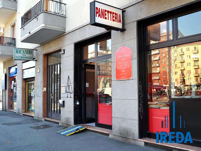 Rampe in vetroresina leggera per una panetteria