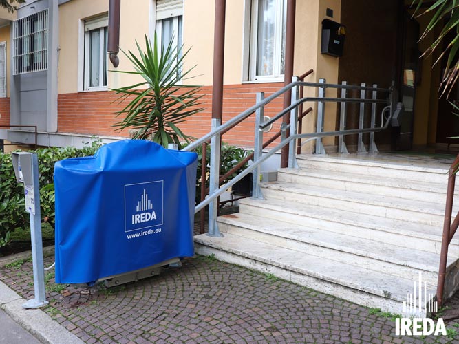 Montascale a pedana Milano: servoscala coperto