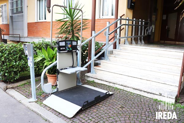 Montascale per scale strette: sopralluogo senza impegno