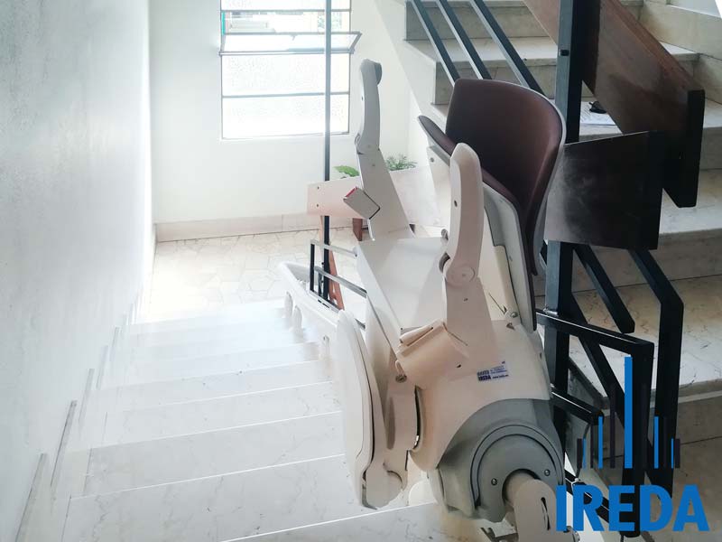Servoscala A Poltroncina Installato In Una Casa A Cerchiate 04