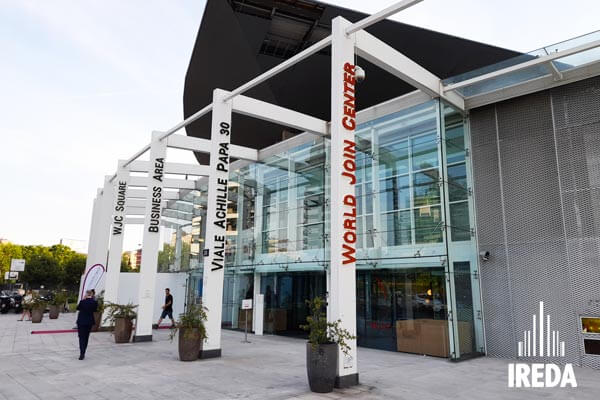Scivolo disabili al World Join Center - ingresso