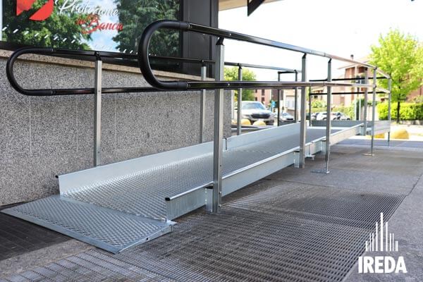Pedana Modulare Banca Desio rampa