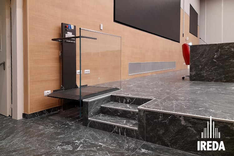 Progetto Dama: Elevatore Slim Lift all'Ospedale Galeazzi Milano