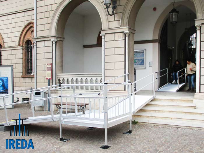 Rampa modulare disabili per accesso Comune Marmirolo 02