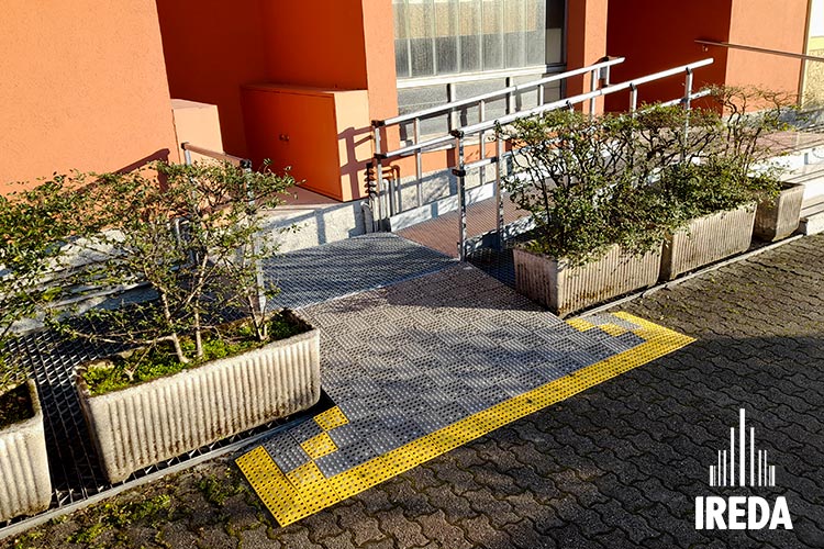 Rampe fai da te per disabili condominio a Lainate