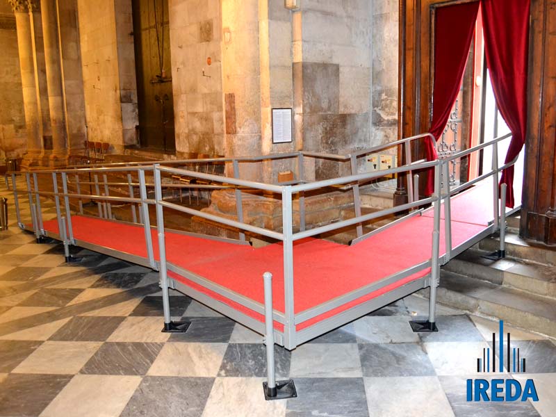 Roma e il Giubileo 2025: Rampa Modulare della Porta Santa
