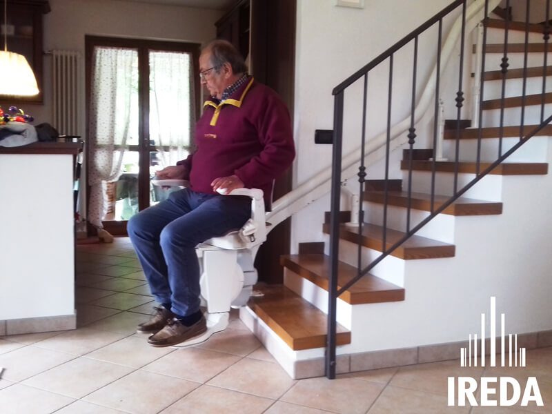 Servoscala A Poltroncina Installato In Una Casa Per Vacanze 02