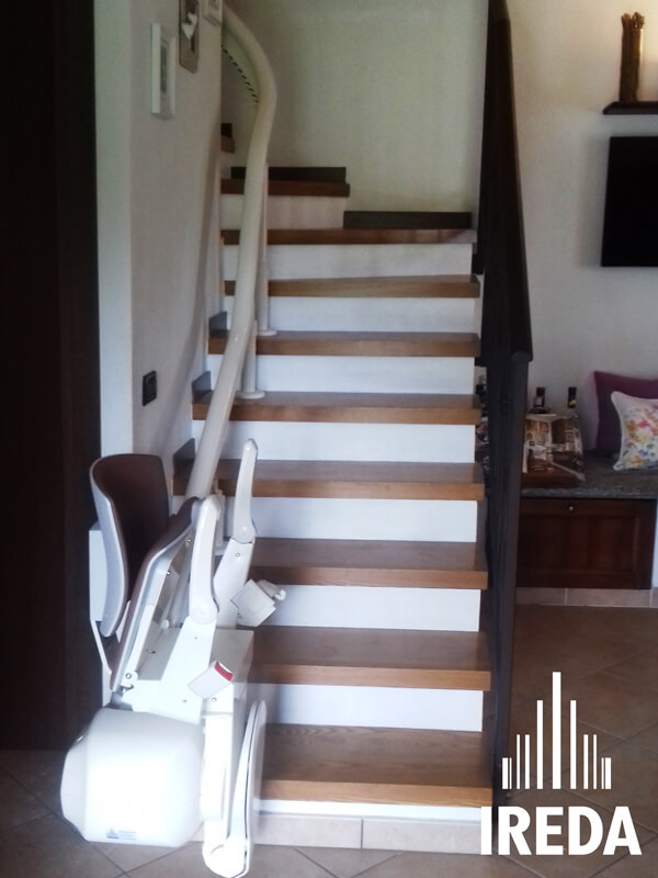Servoscala A Poltroncina Installato In Una Casa Per Vacanze 04