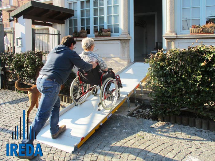 Superare ogni dislivello è facile con IREDA Rampe Disabili!