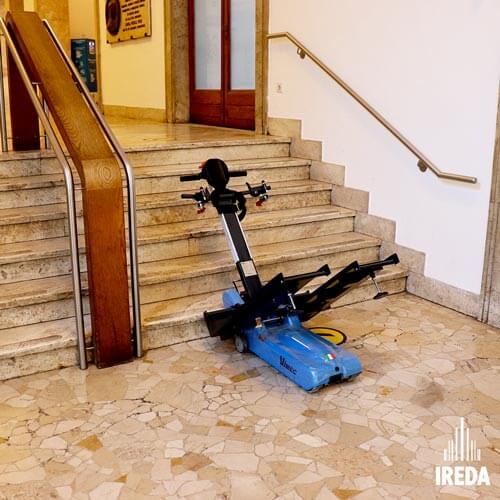 Noleggio Montascale Per Disabili Milano Montascale Cingolo 