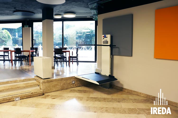 Noleggio Mini Elevatori Per Disabili Milano Slim Lift Milano - aperto