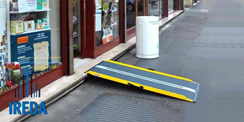 Rampe portatili per una catena di farmacie di Milano